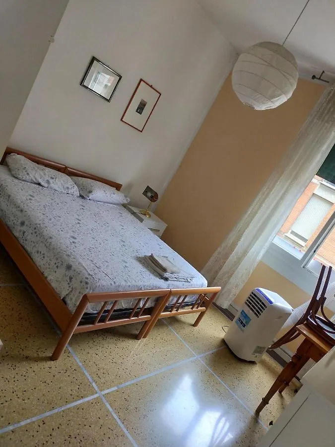 B & B Via Borgo Di San Pietro ボローニャ